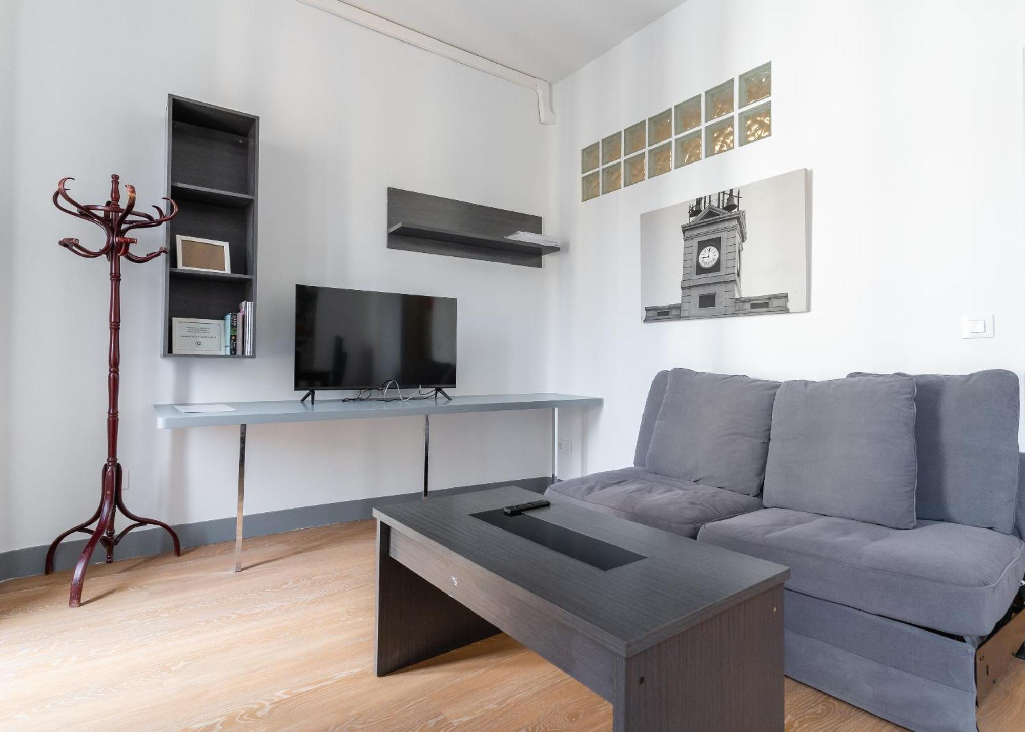 2 Bedrooms 1,5bathrooms Furnished - Sol - Bright & Functional - Mintystay * Madrid