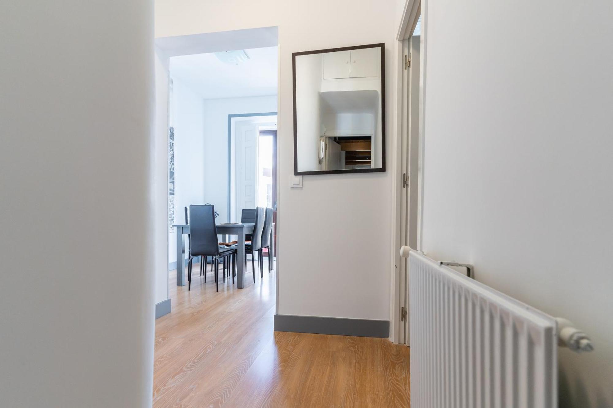 2 Bedrooms 1,5bathrooms Furnished - Sol - Bright & Functional - Mintystay Madrid